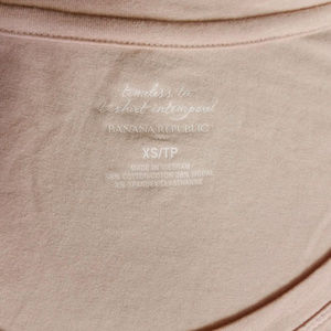 Banana Republic Tops - NWT rose pink timeless tee from banana republic Banana Republic Tops - NWT rose pink timeless tee from banana republic